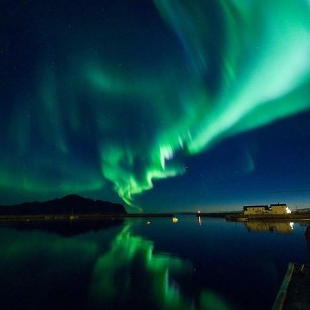 Ramberg Lodge Lofoten Bostad Esterno foto