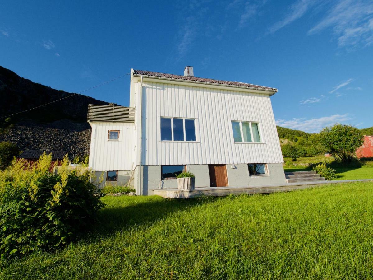 Ramberg Lodge Lofoten Bostad Esterno foto